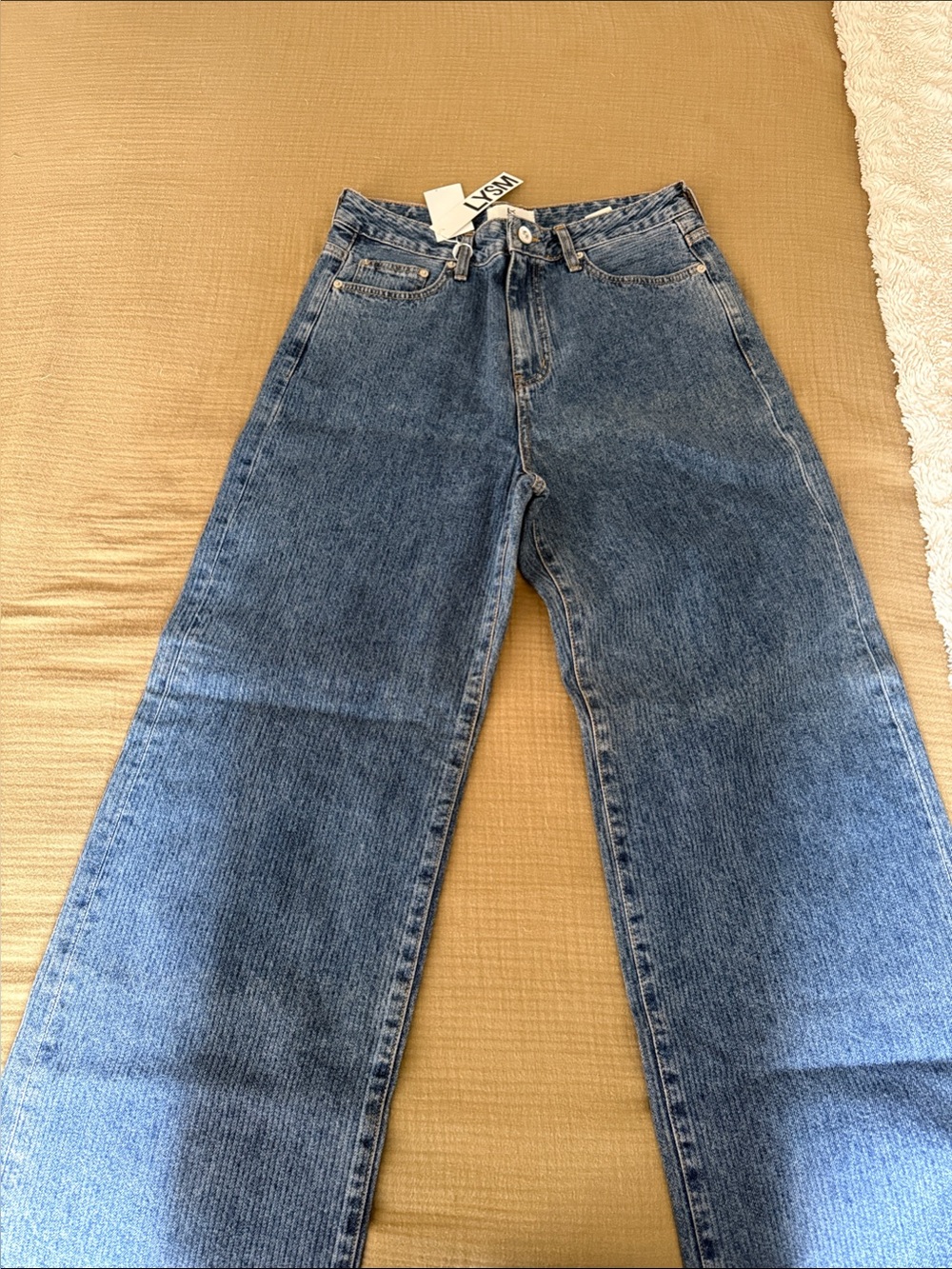 Le Apt Jean, baggy new with tags